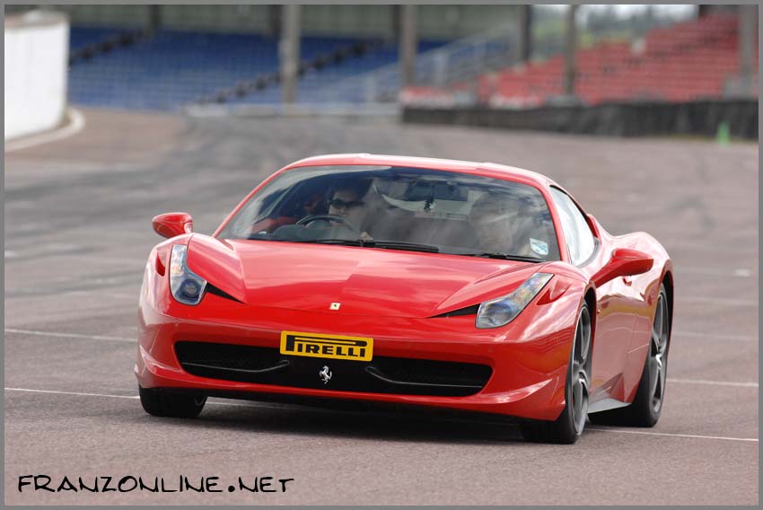 Driving a Ferrari 458 Italia at Thruxton Motorsport Centre
